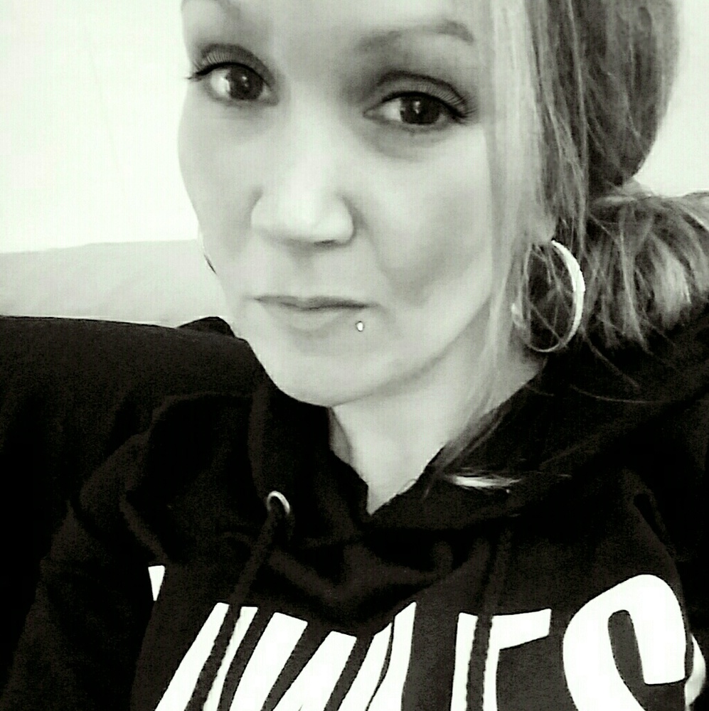 Meet your Posher, Kayla